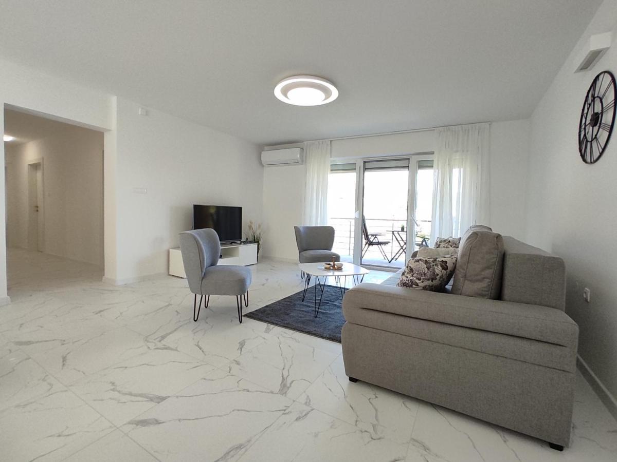 Apartments With A Parking Space Rijeka - 18146 Luaran gambar